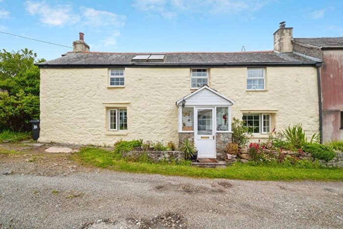3 Bedroom Semi Detached House For Sale In Trezaise Square, Roche, St. Austell, Cornwall, PL26