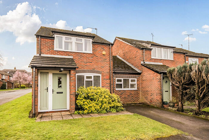 3 Bedroom Detached House For Sale In Periam Close, Henley-On-Thames, Oxfordshire, RG9