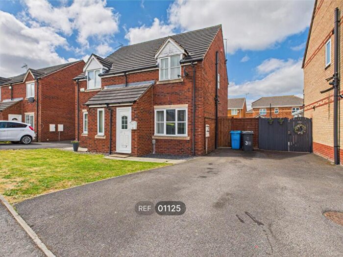 2 Bedroom Semi-Detached House To Rent In Ferry Meadows Park, Kingswood, HU7