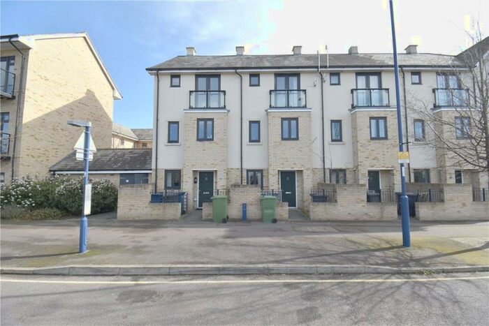 4 Bedroom End Of Terrace House To Rent In Ring Fort Road, Cambridge, CB4