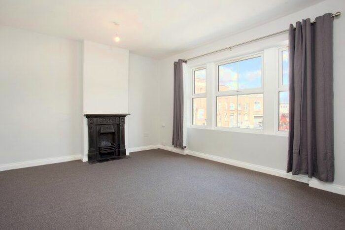 2 Bedroom Flat To Rent In Sydenham Road, London, SE26
