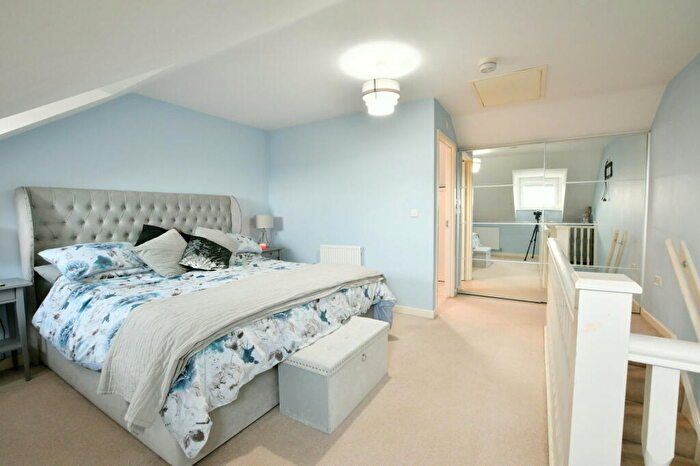 3 Bedroom End Of Terrace House For Sale In Masseys View, Blaydon-on-Tyne, NE21