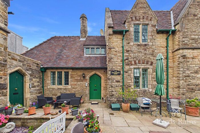 2 Bedroom Apartment For Sale In Barracks Square, Macclesfield, Cheshire, SK11