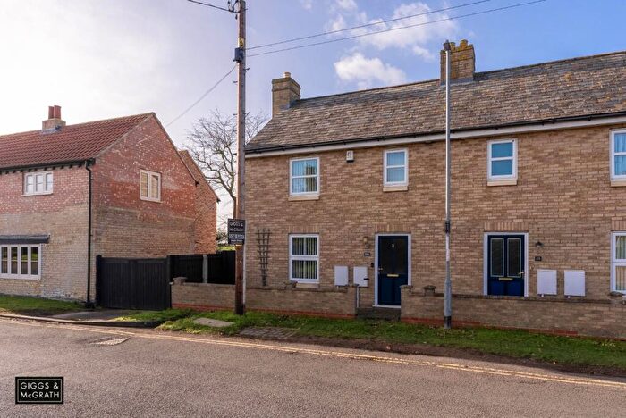 3 Bedroom Semi-Detached House For Sale In Church Street, Needingworth, St. Ives, Cambridgeshire, PE27