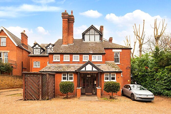 1 Bedroom Flat To Rent In Kew Road, Richmond, TW9