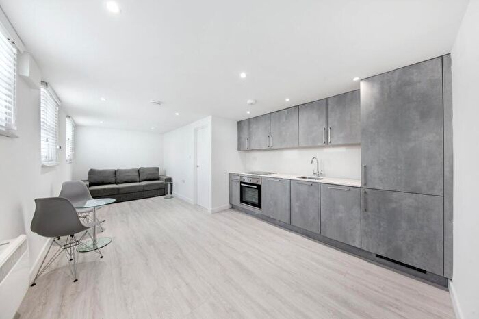 1 Bedroom Flat To Rent In Ingham Road, West Hampstead, NW6