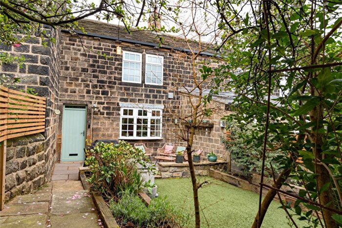 3 Bedroom Terraced House For Sale In Cripple Syke, Horsforth, Leeds, West Yorkshire, LS18