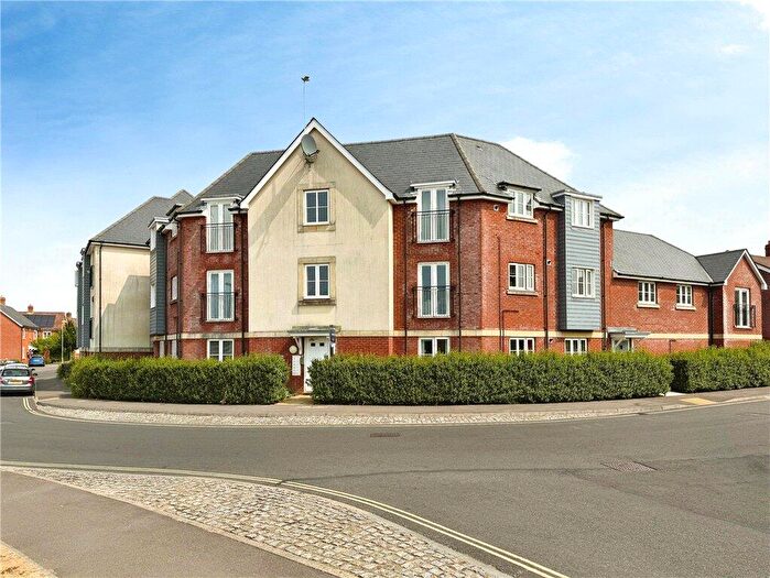 1 Bedroom Apartment For Sale In Cutforth Way, Romsey, Hampshire, SO51