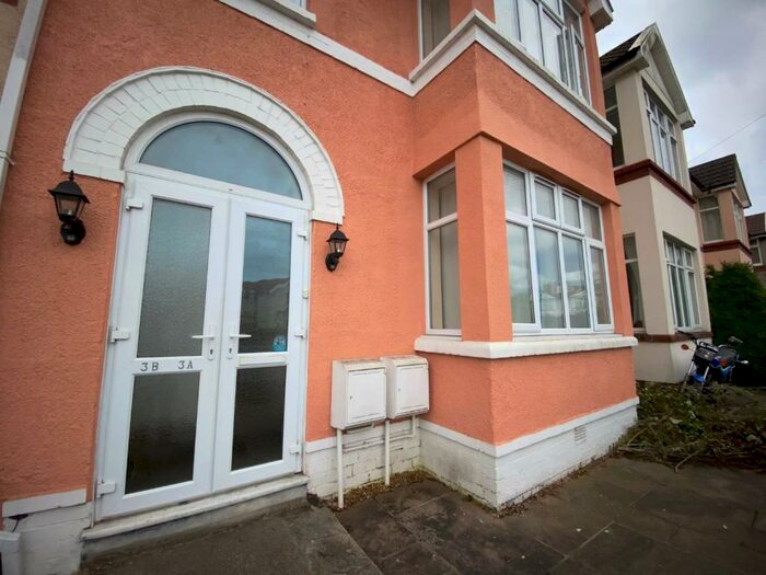 2 Bedroom Flat To Rent In Ingmire Roa, Eastville, Bristol, BS5