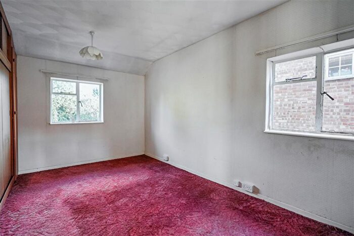 3 Bedroom End Of Terrace House For Sale In Cleve Road, Sidcup, DA14