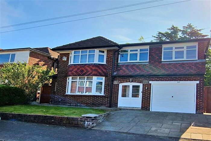 4 Bedroom Detached House To Rent In South Park Road, Gatley, Cheadle, SK8