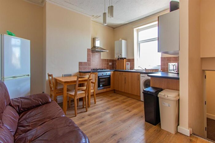 3 Bedroom Private Hall To Rent In Northcote Street, Roath, CF24