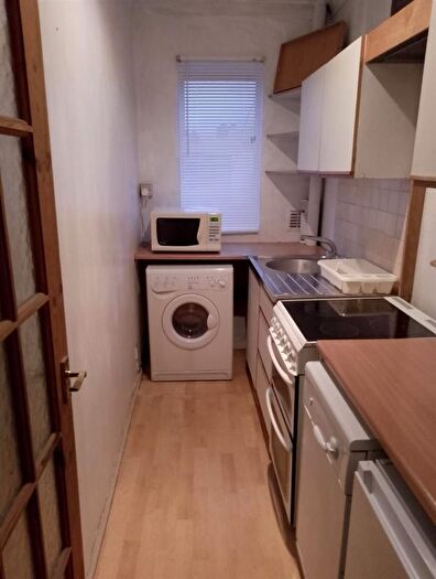 1 Bedroom Flat For Sale In Medina Lodge, London, N7