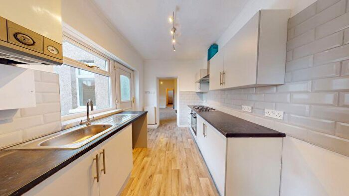 2 Bedroom Flat To Rent In Ayton Street, Byker, Newcastle Upon Tyne, NE6