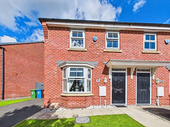 3 Bedroom End Terrace House For Sale In Crossley Avenue, Wigan, WN3
