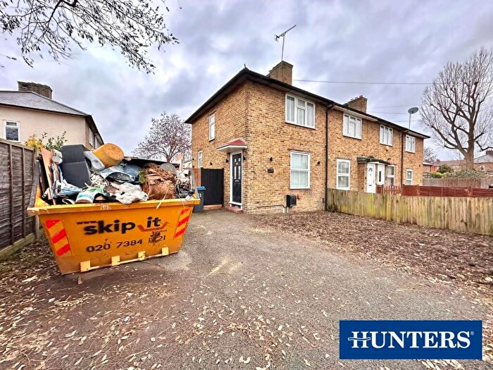 3 Bedroom End Of Terrace House To Rent In Shrewsbury Road, Carshalton, SM5