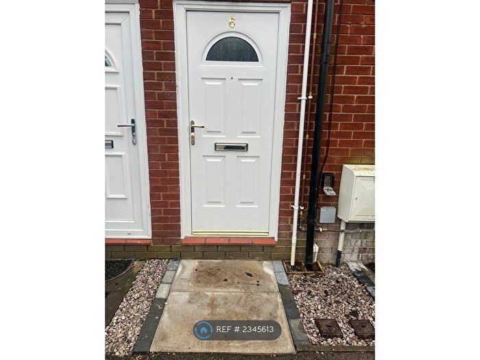 1 Bedroom Flat To Rent In Whalley Range, Manchester, M16