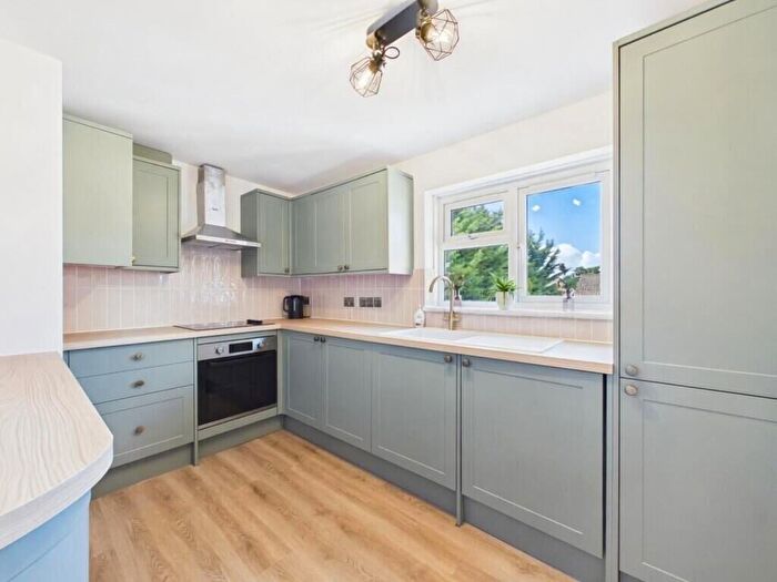 2 Bedroom Ground Maisonette To Rent In Sutton Field, Hampshire, GU35