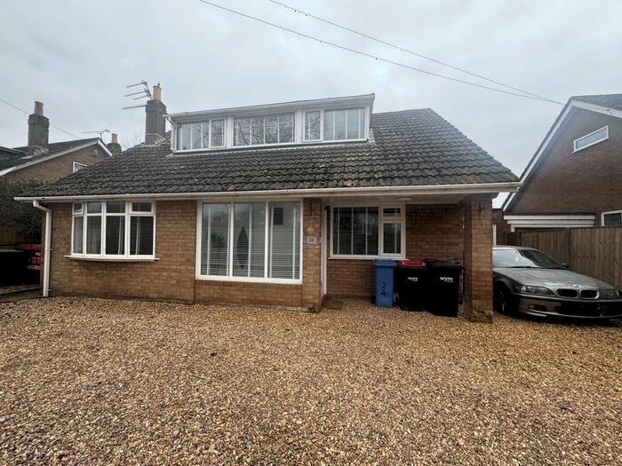 5 Bedroom Bungalow To Rent In Arthurs Lane, Hambleton, FY6