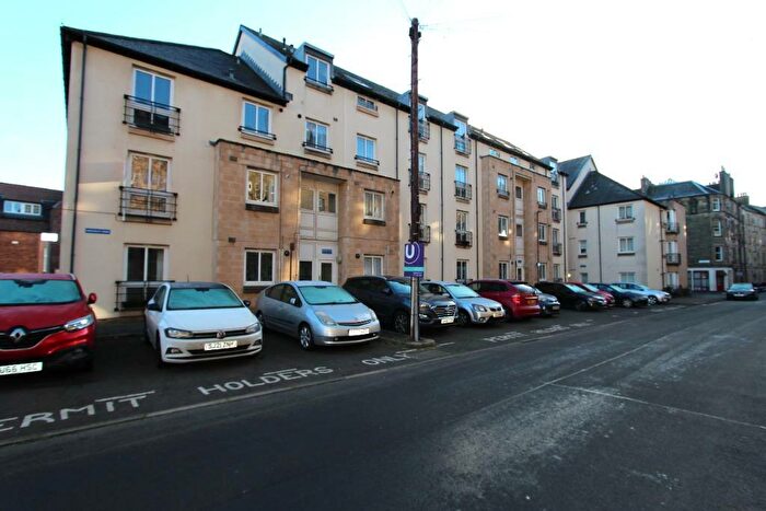 2 Bedroom Flat To Rent In Waverley Park, Abbeyhill, Edinburgh, EH8