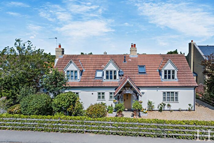 4 Bedroom Cottage For Sale In Isleham, Ely, CB7