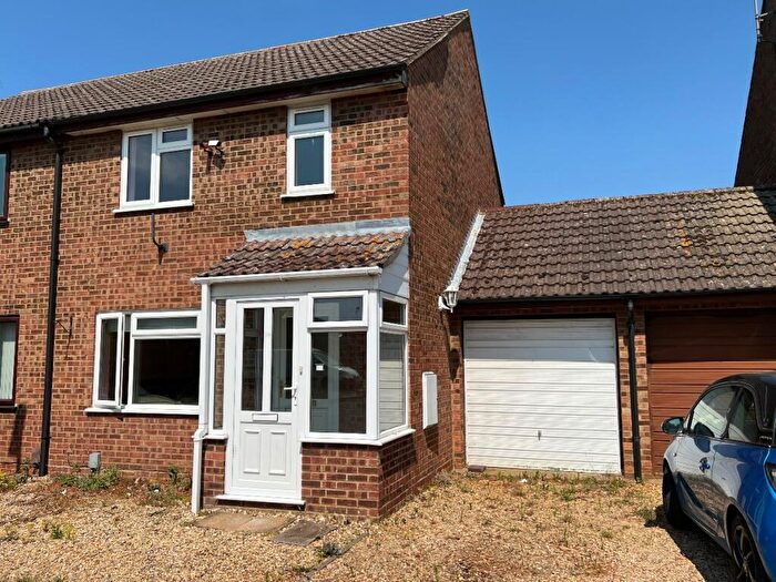 3 Bedroom Semi-Detached House To Rent In Payne Avenue, Wisbech, PE13