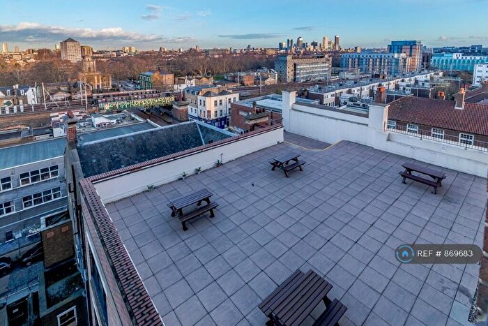 2 Bedroom Flat To Rent In City View House, London, E2