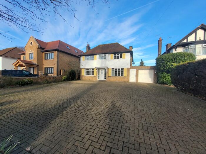 4 Bedroom Property To Rent In Langley Road, Langley, Slough, SL3