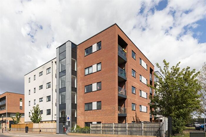 1 Bedroom Apartment To Rent In Thornbury Way, Walthamstow, E17