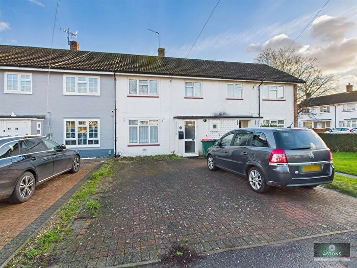 3 Bedroom Terraced House For Sale In Brock Road, Langley Green, RH11