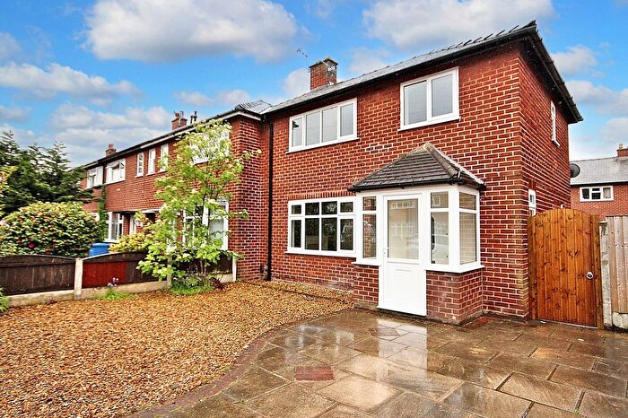 3 Bedroom End Of Terrace House To Rent In Windermere Avenue, Warrington, WA2