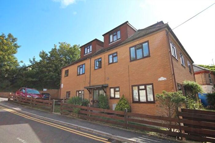 1 Bedroom Flat To Rent In Lorne Park Lodge, Lorne Park Road, Bournemouth, BH1