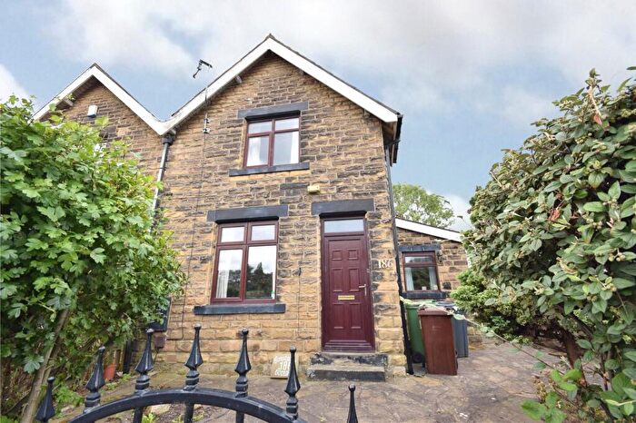 2 Bedroom Semi Detached House To Rent In Wetherby Road, Leeds, West Yorkshire, LS8