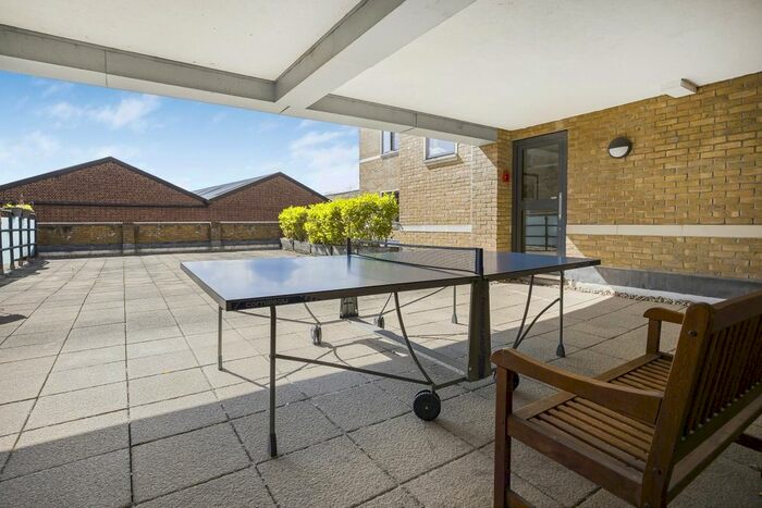 2 Bedroom Flat To Rent In Collington Street, London, SE10