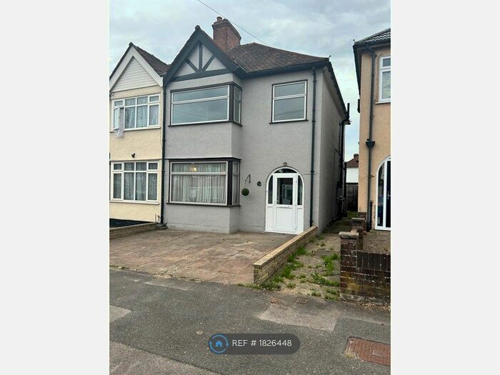 3 Bedroom Semi-Detached House To Rent In Gander Green Lane, Cheam, Sutton, SM3