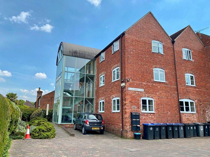 2 Bedroom Flat For Sale In Furlong Court, Warminster, BA12