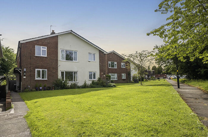 2 Bedroom Maisonette To Rent In Mottrams Close, Sutton Coldfield, B72