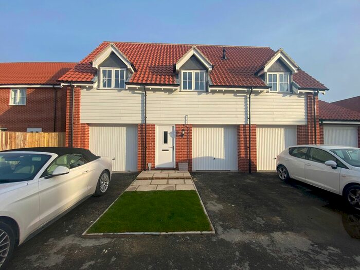 2 Bedroom Maisonette To Rent In Avocet Way, Wymondham, NR18