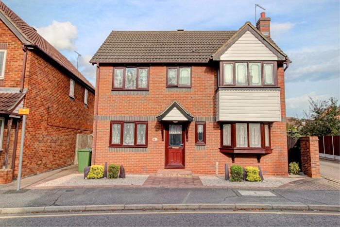 4 Bedroom Detached House To Rent In Grays, RM17