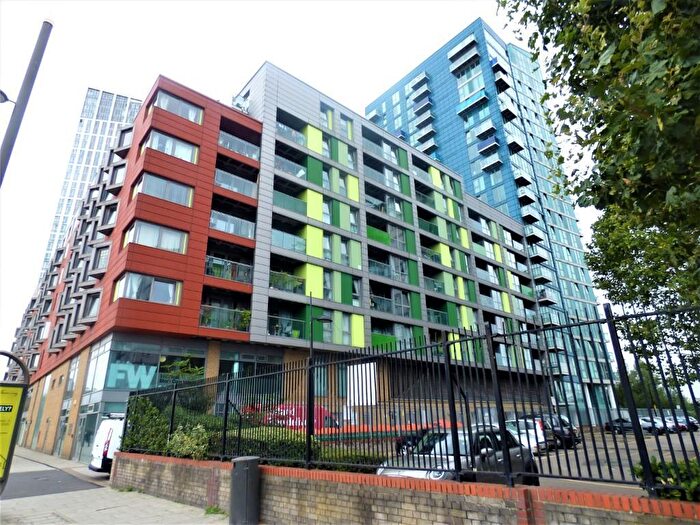2 Bedroom Apartment To Rent In George Hudson Tower, High Street, Stratford, Newham, London, E15