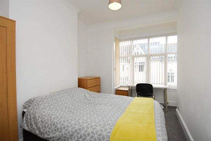 5 Bedroom House To Rent In Abingdon Road, Plymouth, PL4