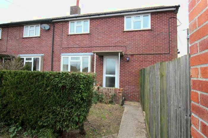 3 Bedroom Semi-Detached House To Rent In Enborne Way Reading, RG7
