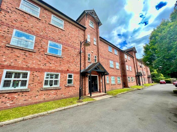 1 Bedroom Flat For Sale In Chandlers Row, Worsley, M28
