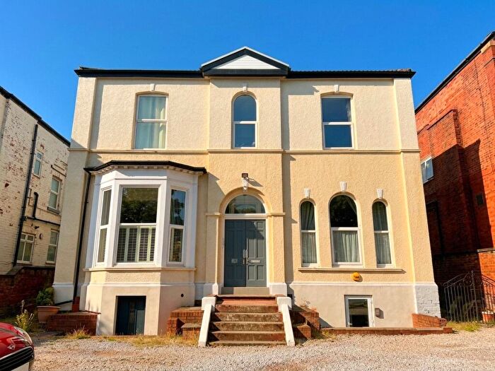 2 Bedroom Apartment For Sale In Albert Road, Southport, PR9