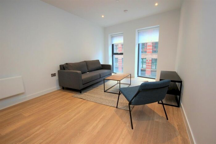 2 Bedroom Flat To Rent In Whitworth Street, Manchester, M1