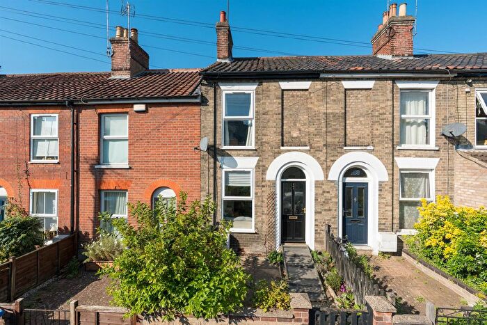 2 Bedroom Terraced House For Sale In Gladstone Street, Norwich, NR2