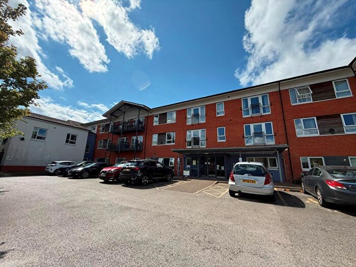 2 Bedroom Retirement Property For Sale In Hollymere, New Grosvenor Road, Ellesmere Port, CH65