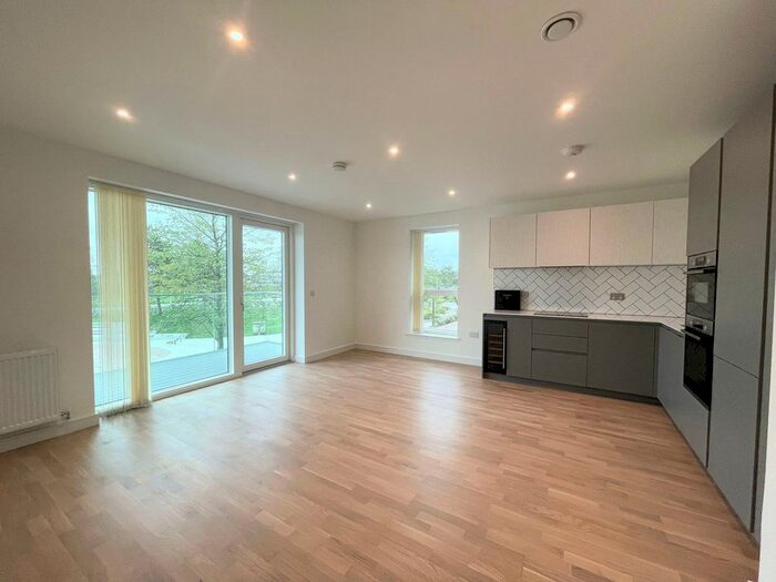 2 Bedroom Flat To Rent In The Green Quarter, London, UB1