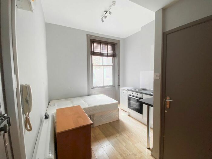 1 Bedroom Flat To Rent In Iverson Road, London, NW6
