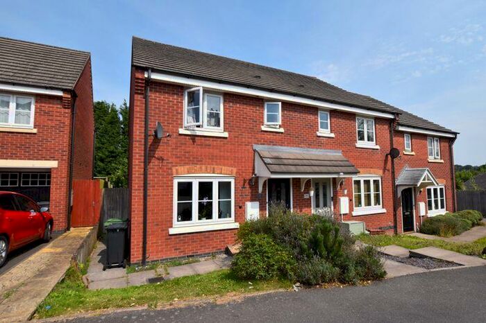 3 Bedroom End Of Terrace House To Rent In Attingham Drive, Dudley, DY1